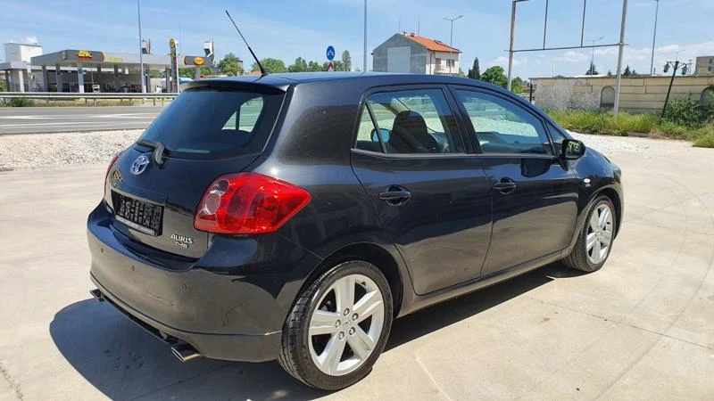 Toyota Auris 2.2/D-CAT/177к.с./ KEYLESS GO/NAVI/FULL, снимка 4 - Автомобили и джипове - 45538647