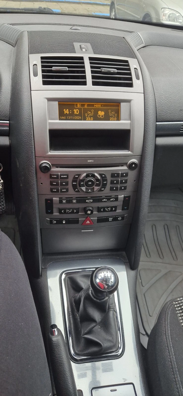 Peugeot 407 2.0 HDI - изображение 7