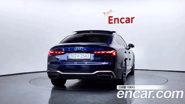 Audi A5 40 TFSI Quattro, снимка 3 - Автомобили и джипове - 53997698