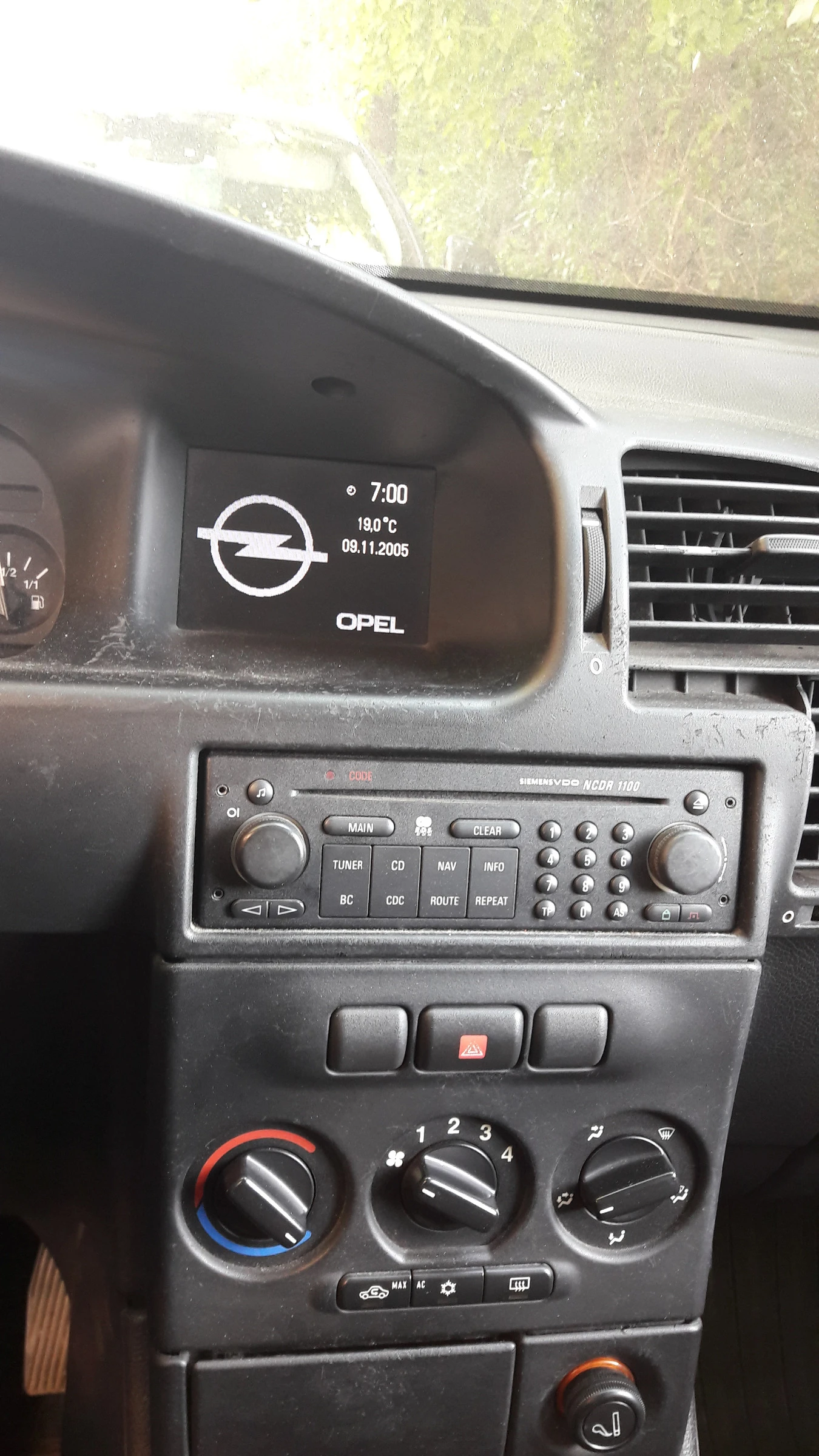 Opel Zafira  - изображение 5