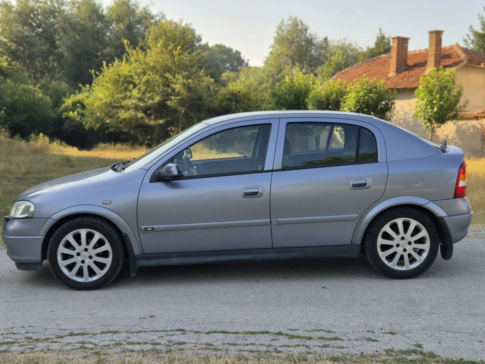 Opel Astra * 1.6i* 84к.с.*  - изображение 2