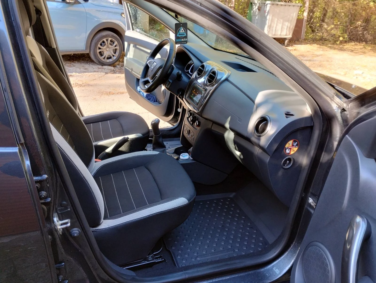 Dacia Sandero Stepway 0.9 TCe | Mobile.bg   7