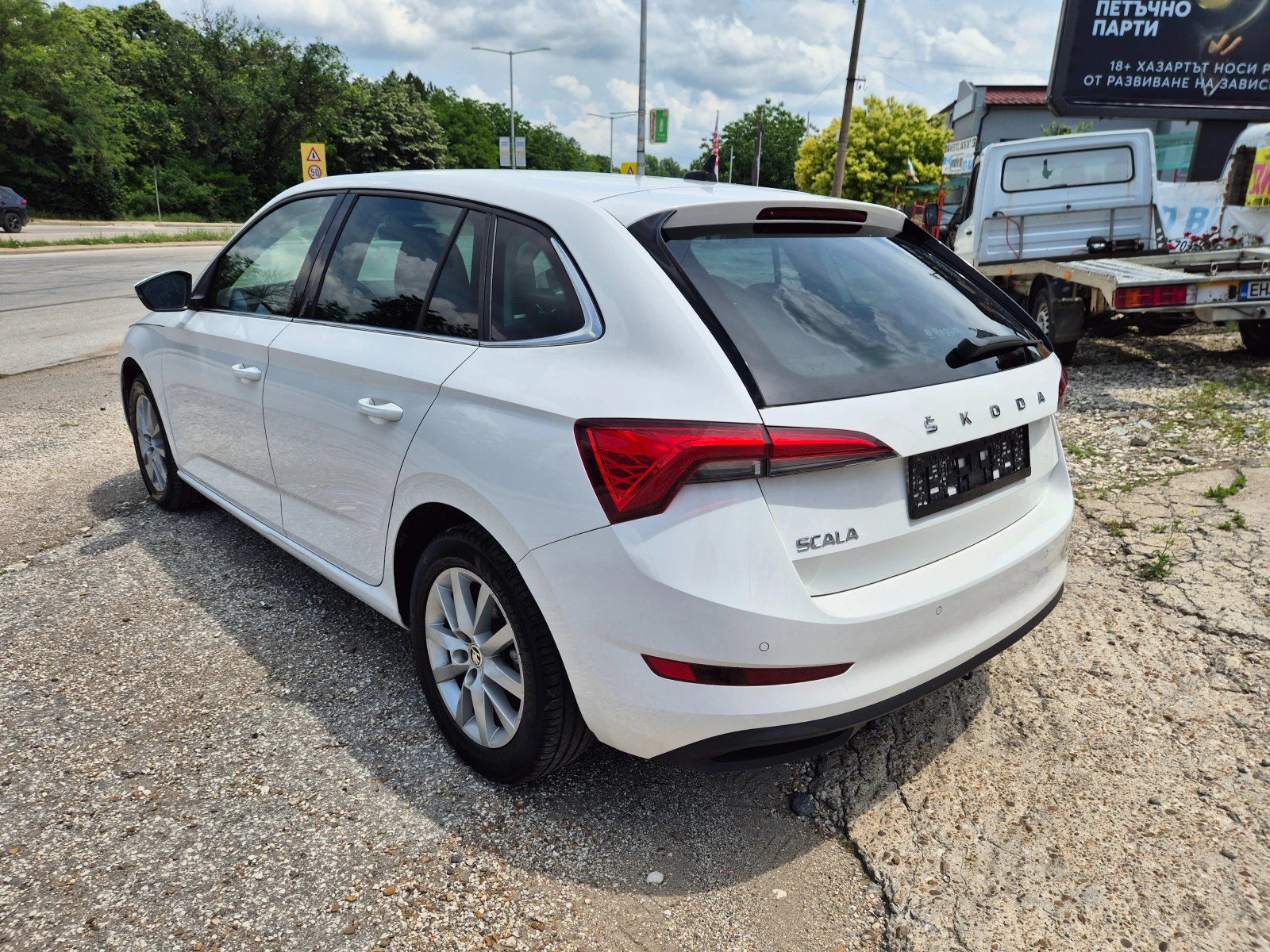Skoda Scala 1.6 TDI, AVTOMAT, LED, снимка 7 - Автомобили и джипове - 53031790