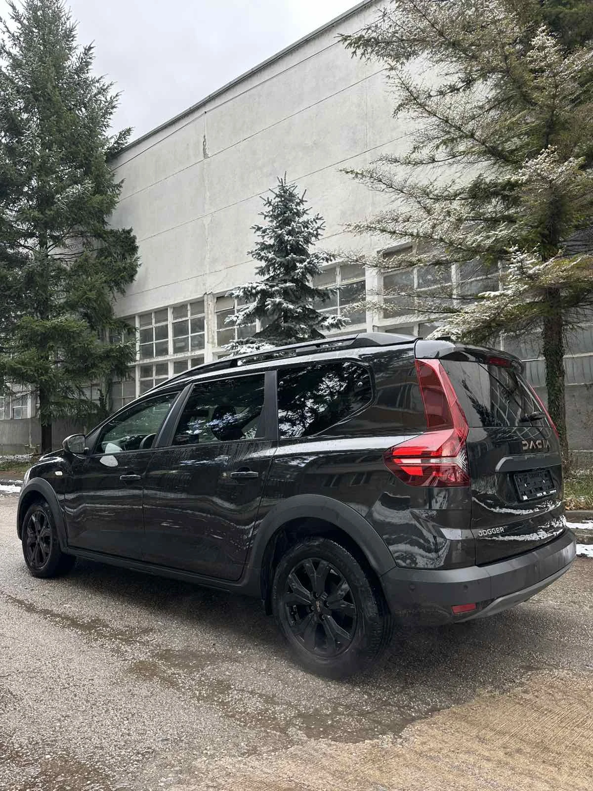 Dacia Jogger 1.0TCe* LPG* 6+ 1 | Mobile.bg � ����������� 4