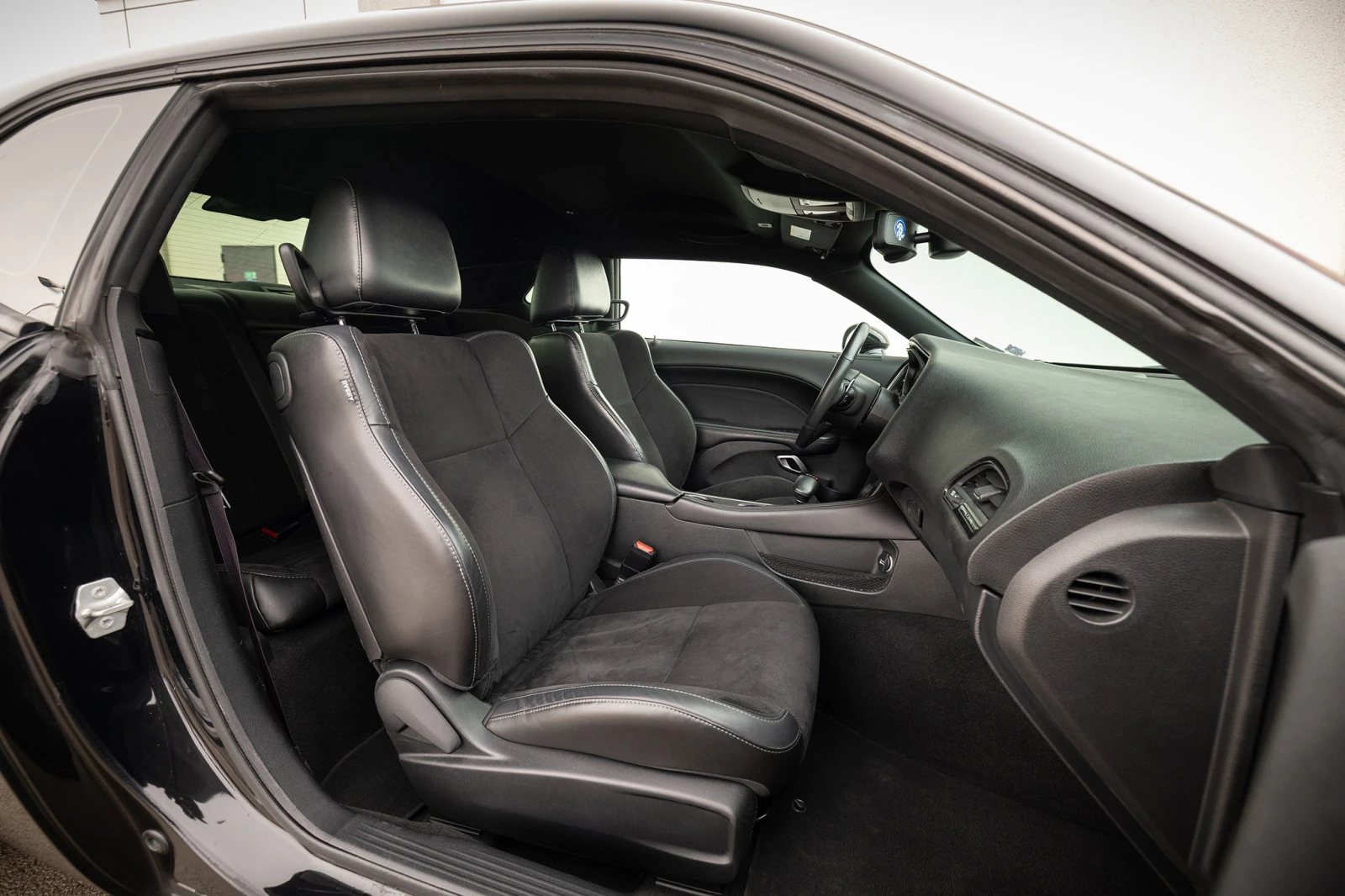 Dodge Challenger | Mobile.bg � ����������� 11