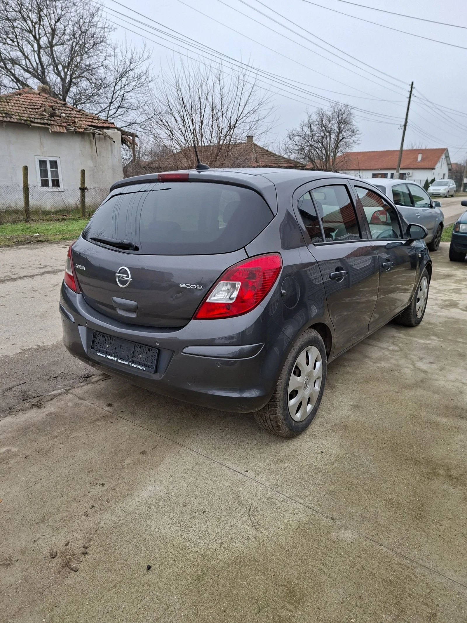 Opel Corsa 1.3 75 к.с. - изображение 6
