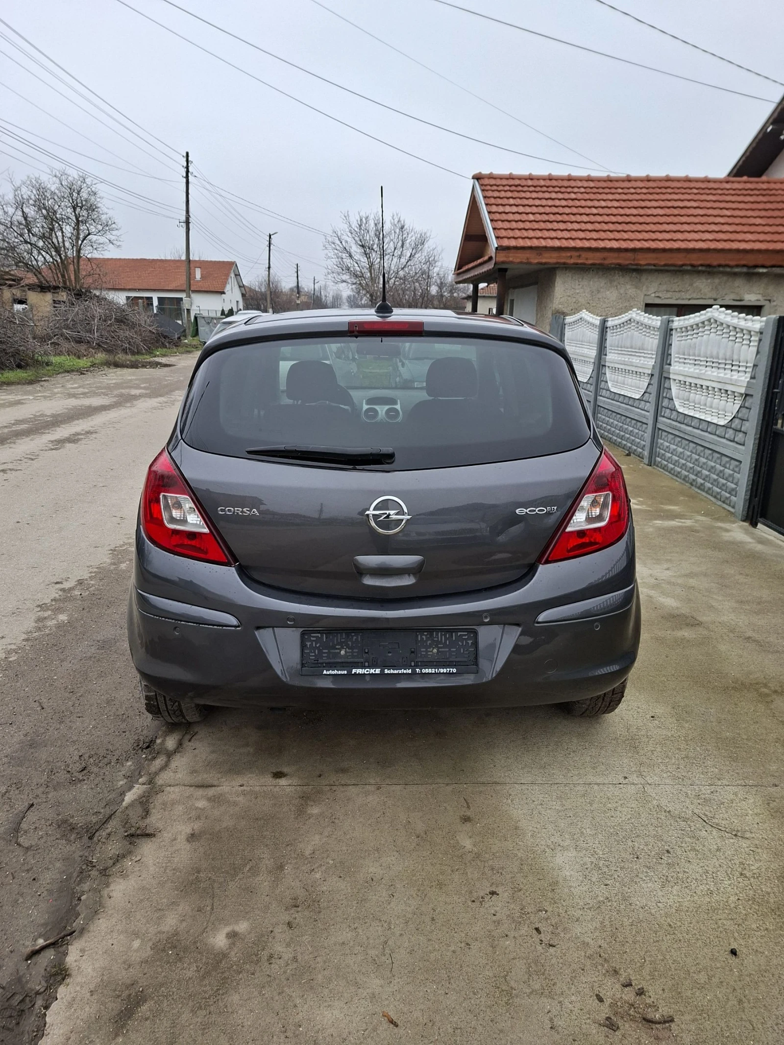 Opel Corsa 1.3 75 к.с. - изображение 2