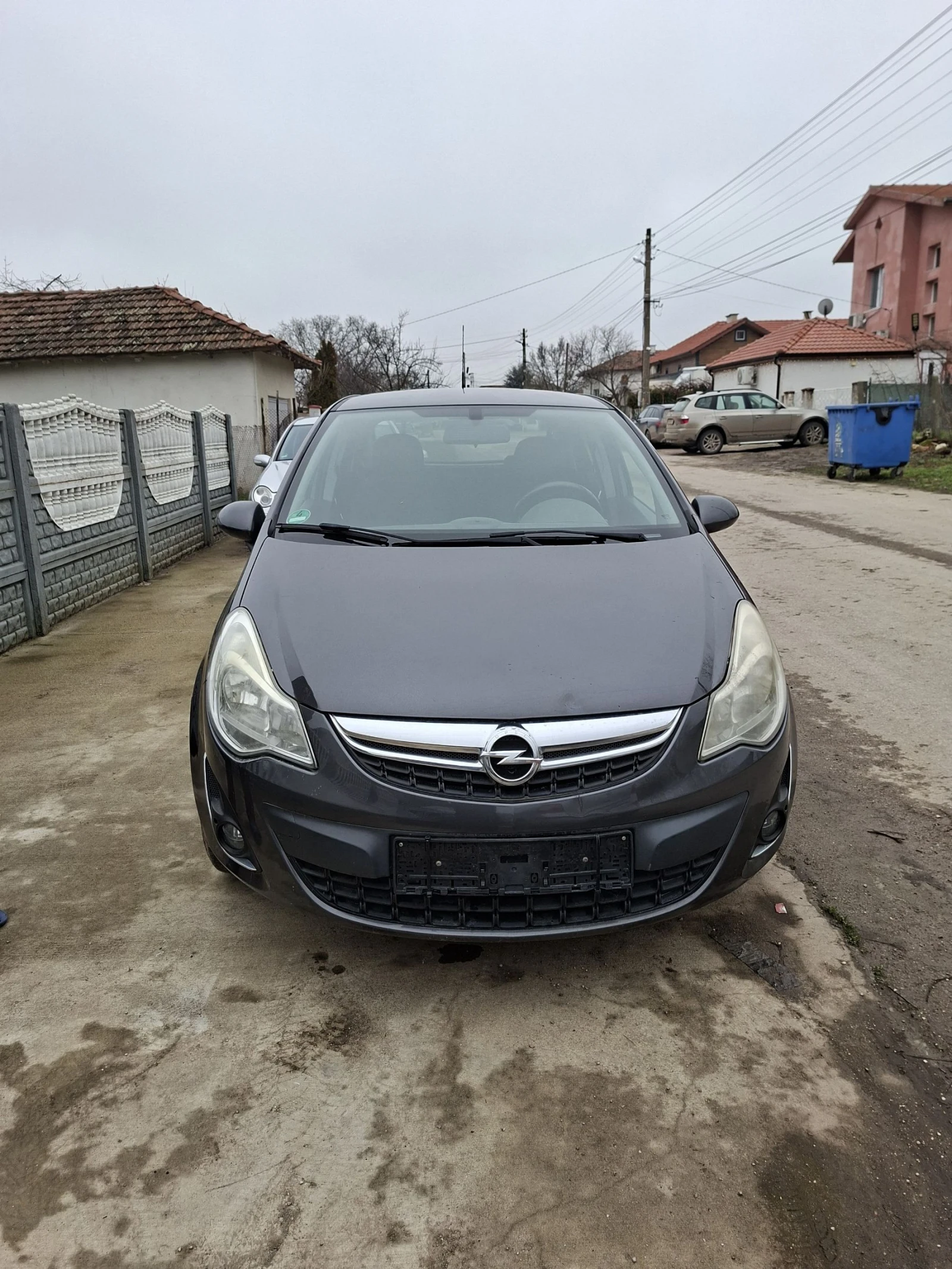 Opel Corsa 1.3 75 к.с. - изображение 4