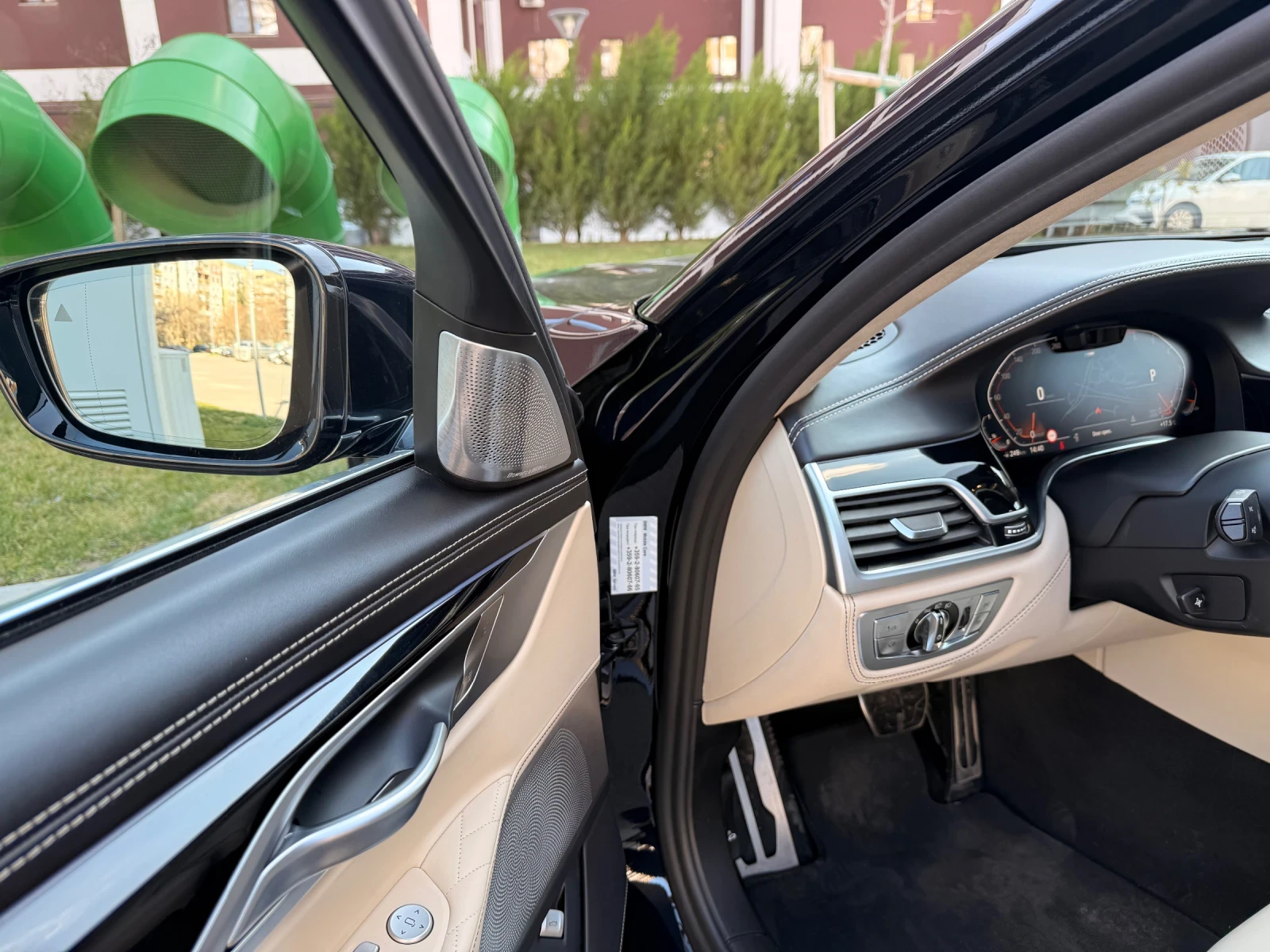 BMW 750 /Laser/B&O/TV/Night/Individual/ - изображение 8