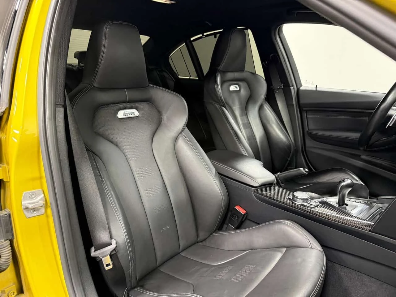 BMW M3  | HEAD UP | HARMAN KARDON | CARFAX, снимка 12 - Автомобили и джипове - 53819809