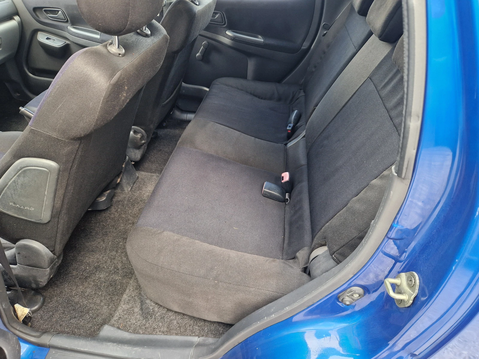 Subaru Justy 1.4/GAZ/4×4, снимка 13 - Автомобили и джипове - 54056606