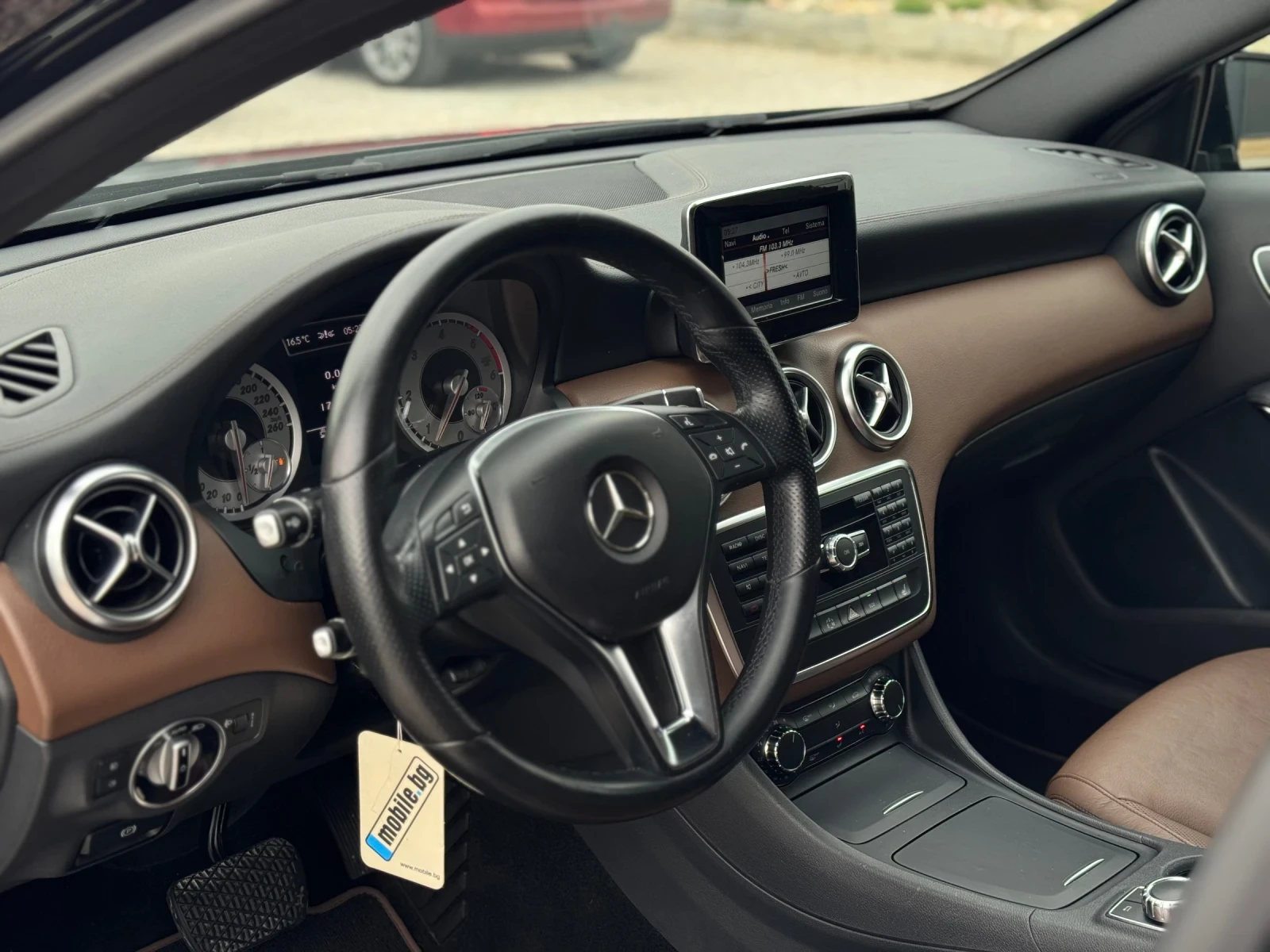 Mercedes-Benz A 180 Premium , снимка 8 - Автомобили и джипове - 54206681