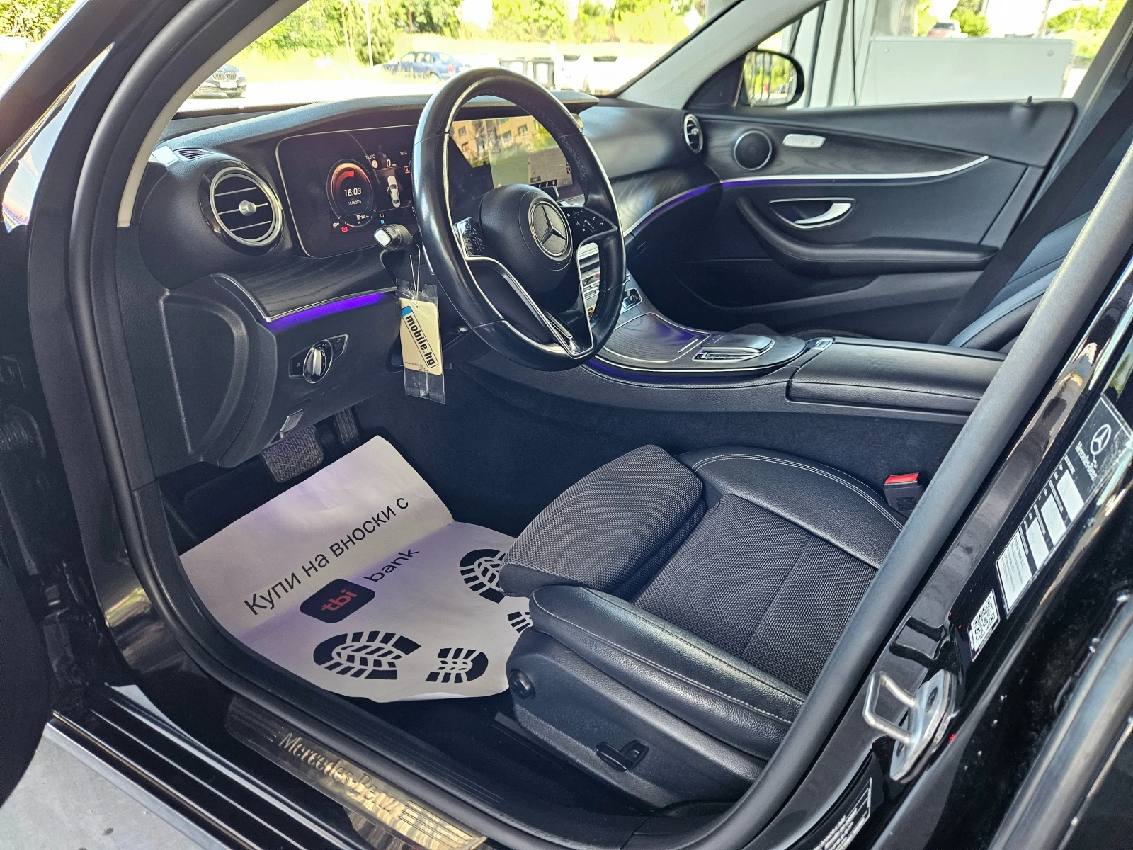 Mercedes-Benz E 220 AMG ПАКЕТ/ЛИЗИНГ, снимка 11 - Автомобили и джипове - 54597904