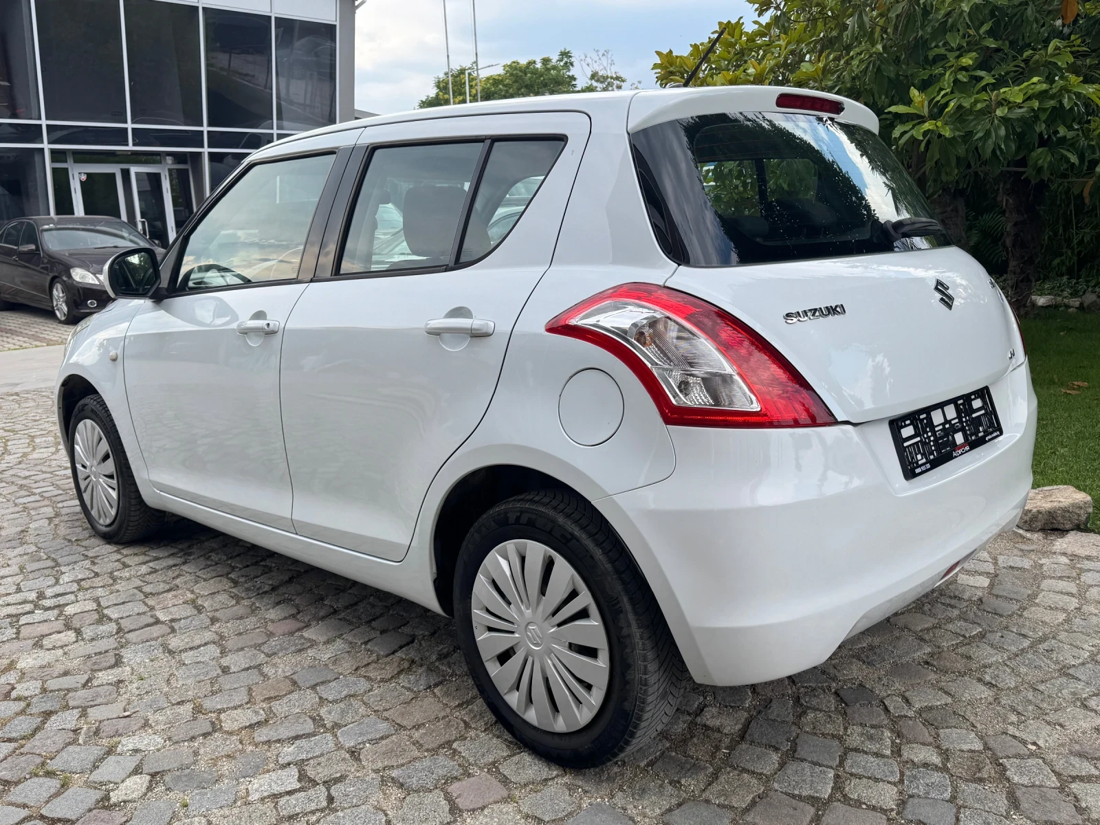 Suzuki Swift 1.2i 4x4 Газ, снимка 7 - Автомобили и джипове - 55115243