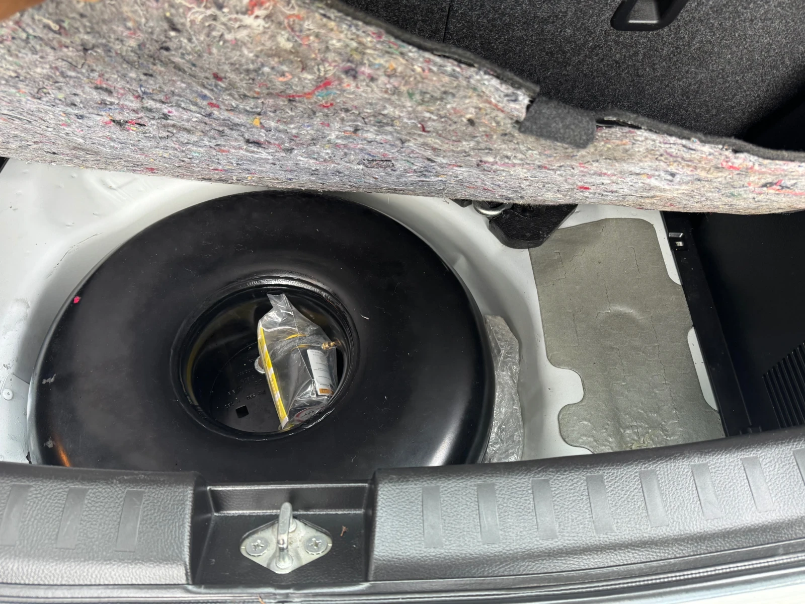 Suzuki Swift 1.2i 4x4 Газ, снимка 12 - Автомобили и джипове - 55115243