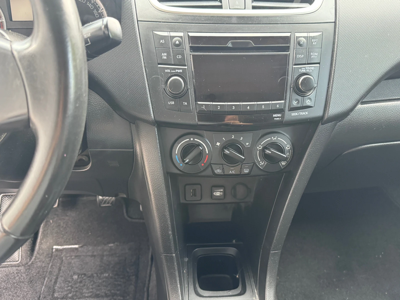 Suzuki Swift 1.2i 4x4 Газ, снимка 15 - Автомобили и джипове - 55115243