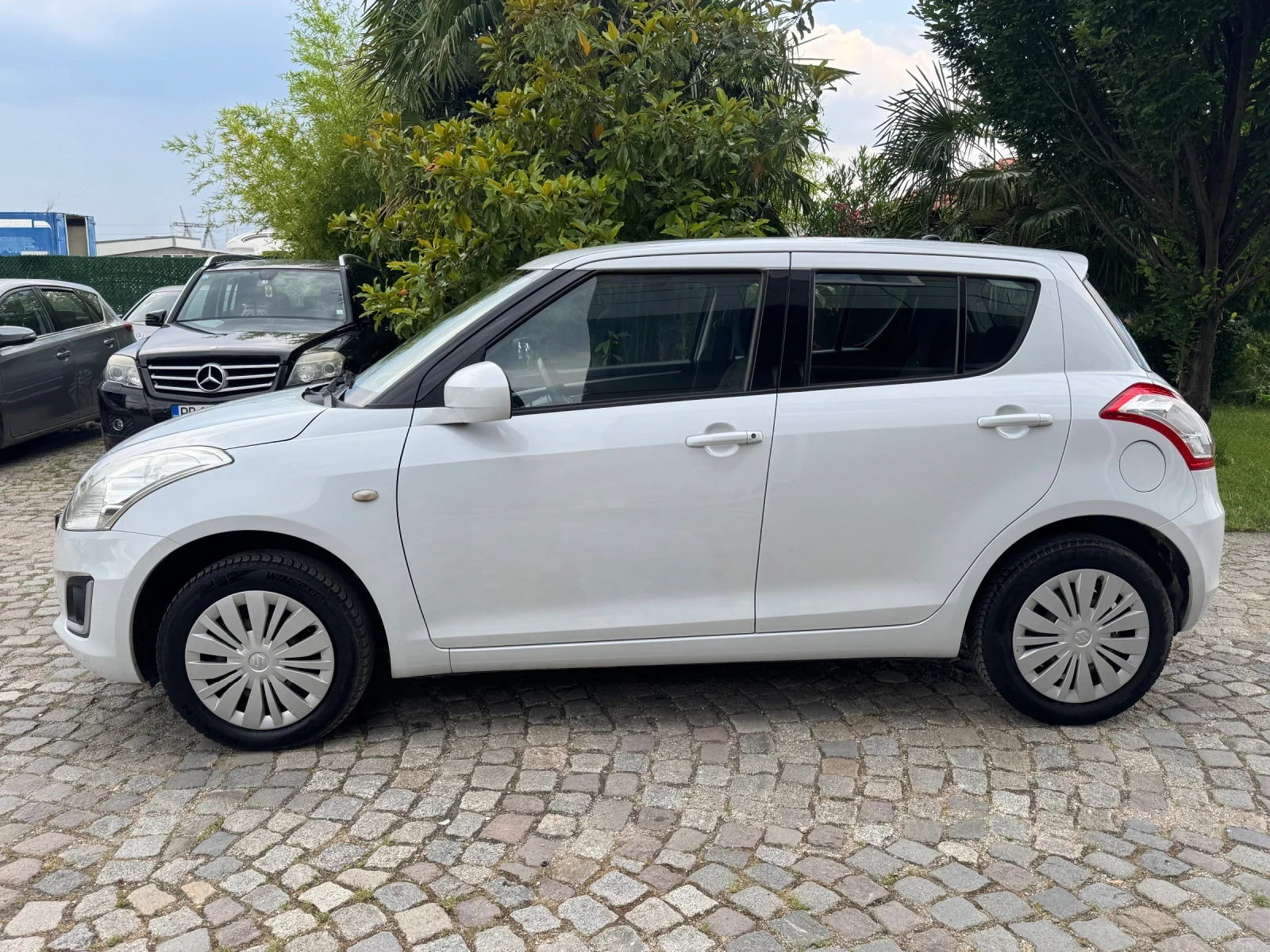 Suzuki Swift 1.2i 4x4 Газ, снимка 8 - Автомобили и джипове - 55115243