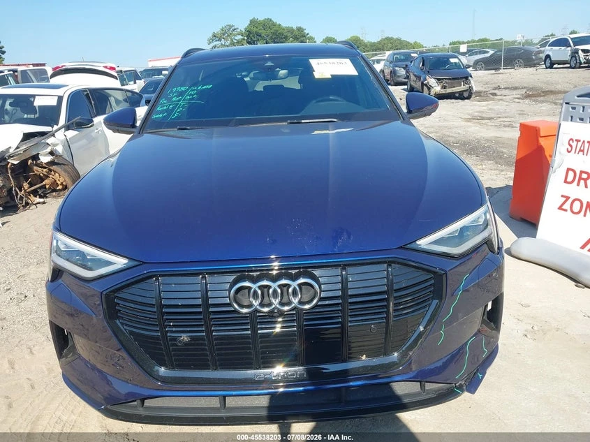 Audi E-Tron Premium Quattro, снимка 13 - Автомобили и джипове - 55241092