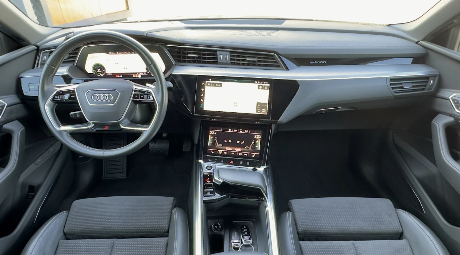 Audi E-Tron 55 SPORTBACK S-LINE PLUS Distronic Head-up Keyless, снимка 8 - Автомобили и джипове - 55243027