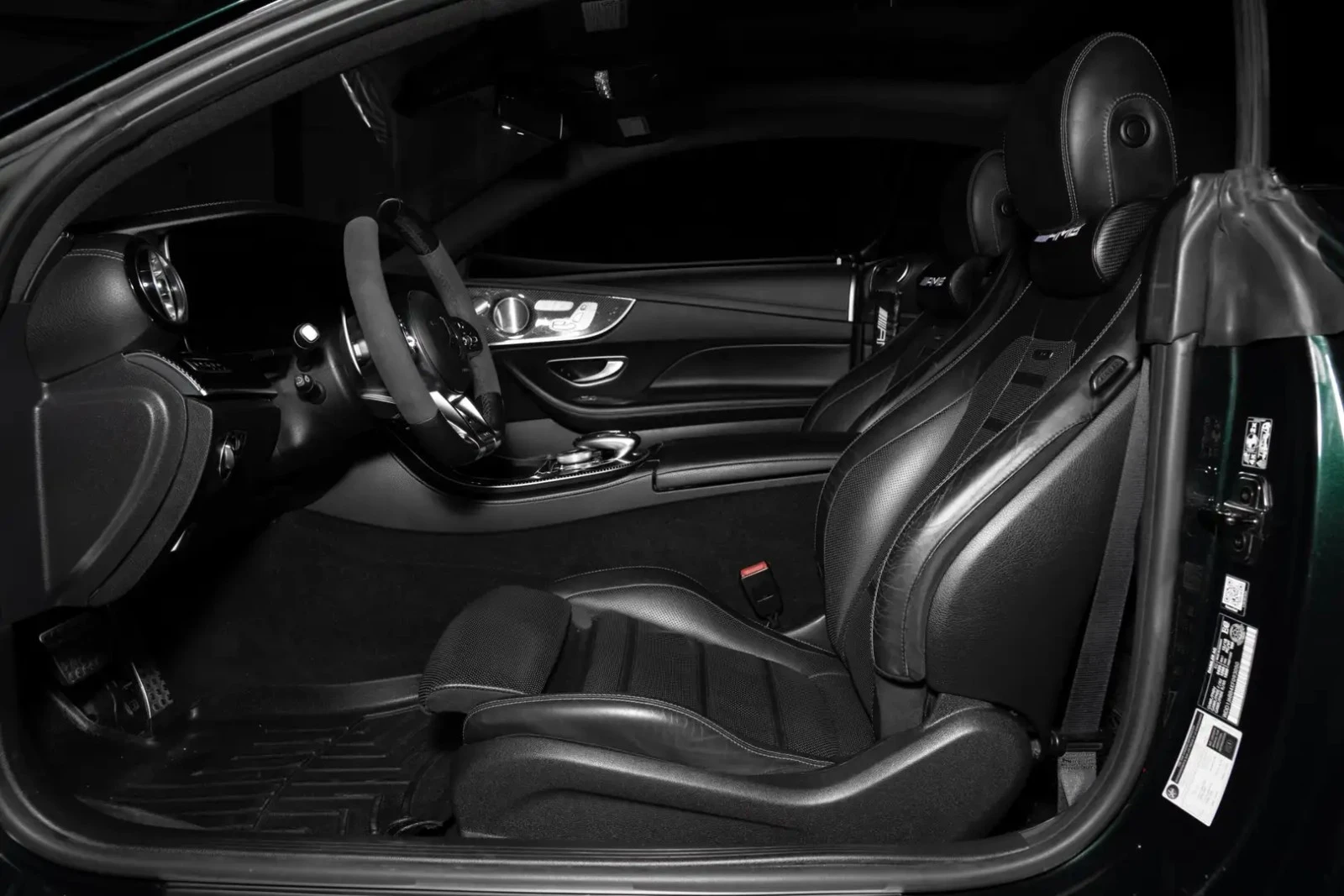 Mercedes-Benz E 53 AMG COUPE ЦЕНА ДО БЪЛГАРИЯ АВТОКРЕДИТ, снимка 8 - Автомобили и джипове - 55584618
