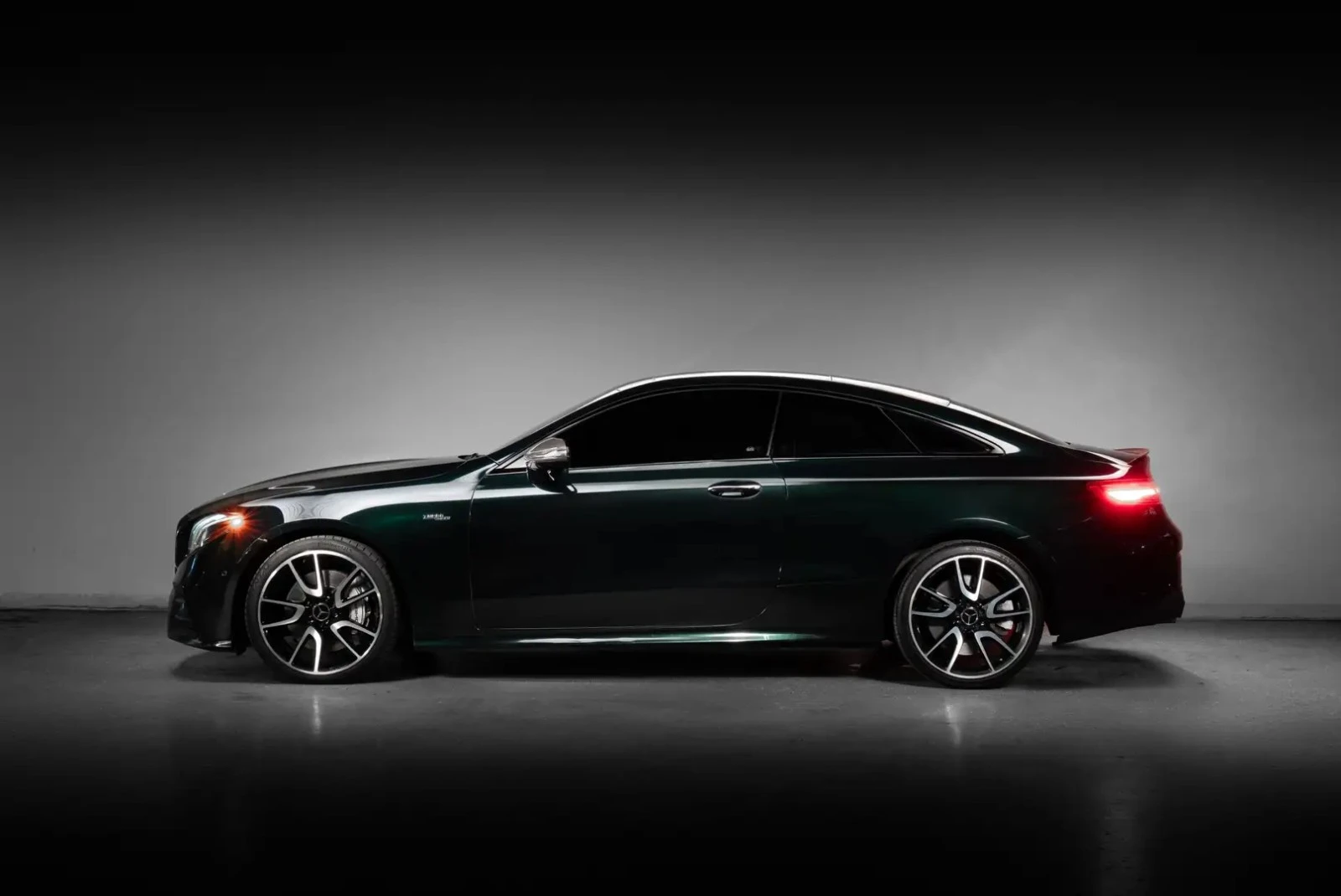Mercedes-Benz E 53 AMG COUPE ЦЕНА ДО БЪЛГАРИЯ АВТОКРЕДИТ, снимка 2 - Автомобили и джипове - 55584618