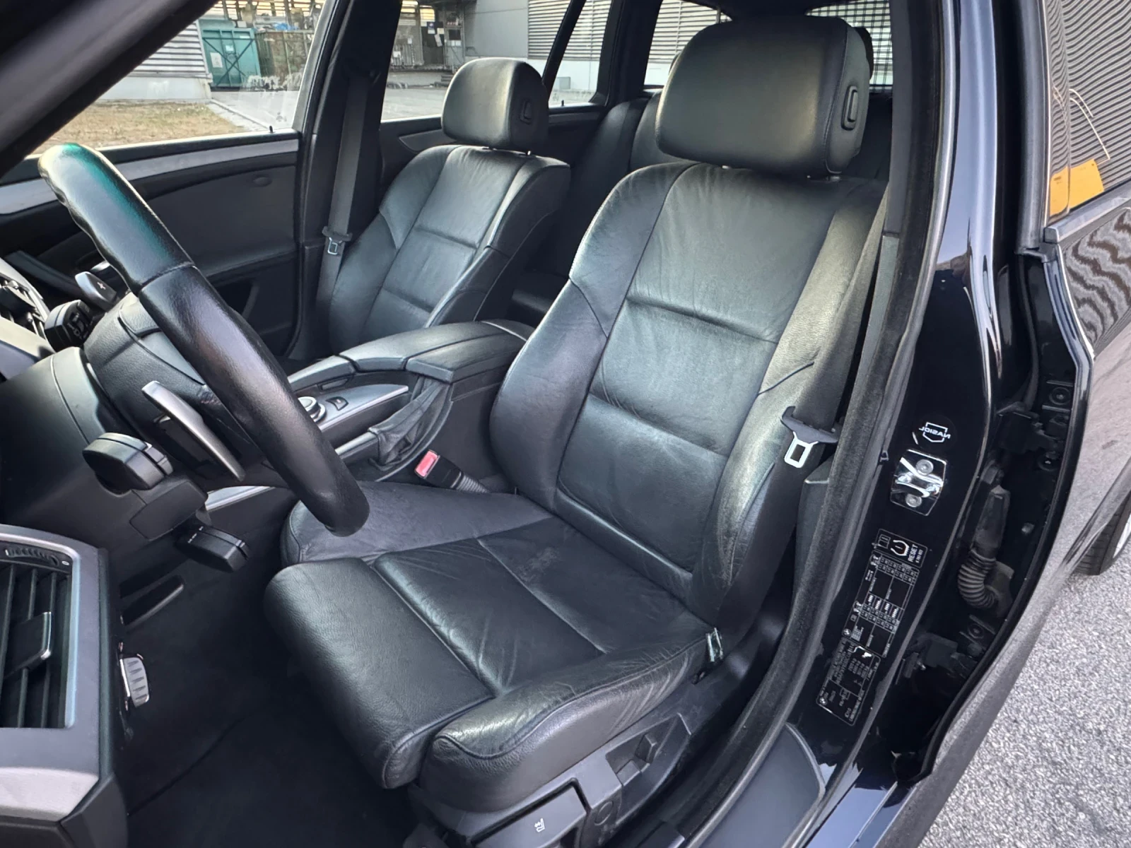 BMW 535 D ! SAT ! M Pack ! LCI !, снимка 7 - Автомобили и джипове - 55689435