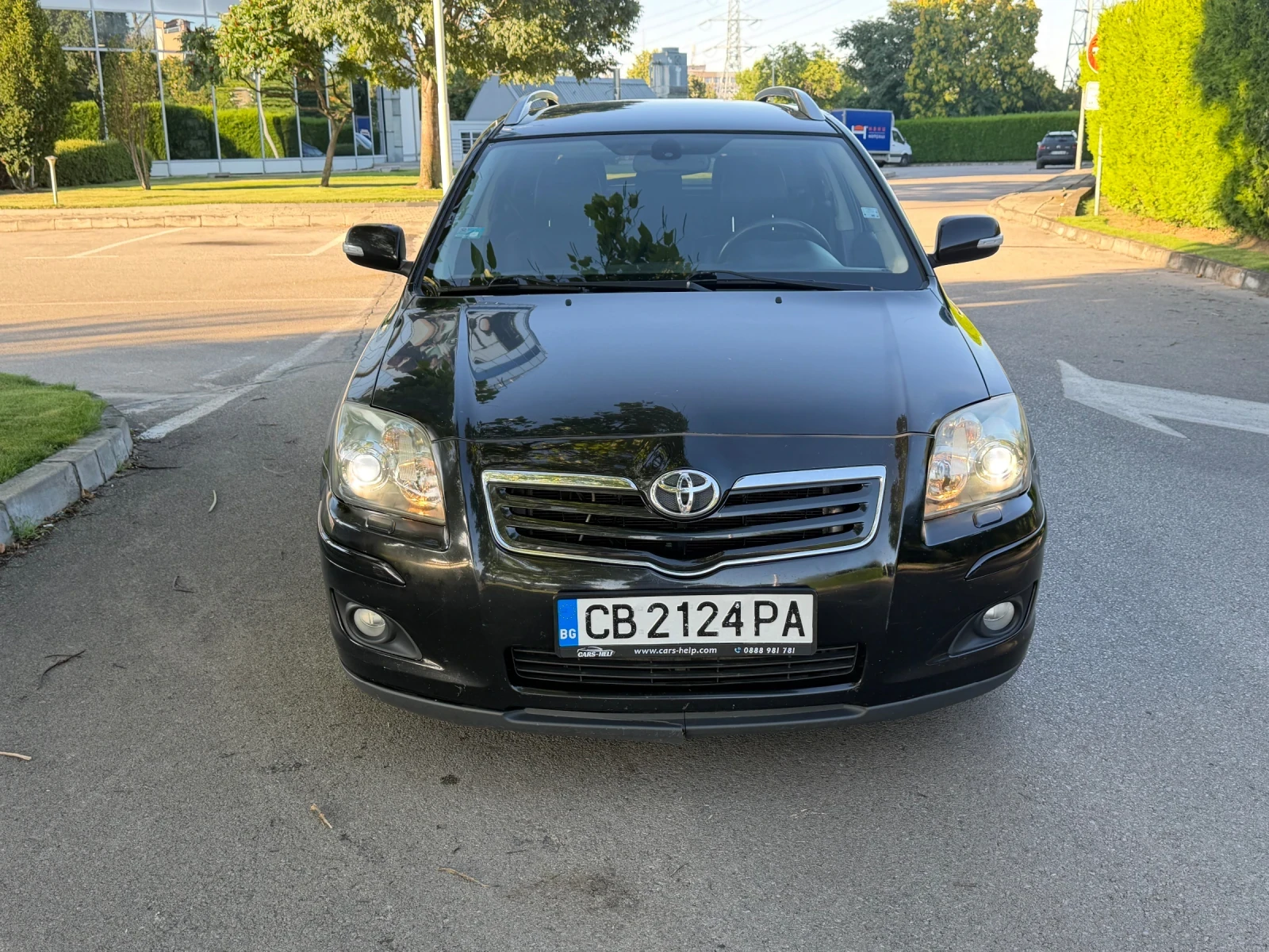 Toyota Avensis 2.0 Дизел, снимка 7 - Автомобили и джипове - 55920054