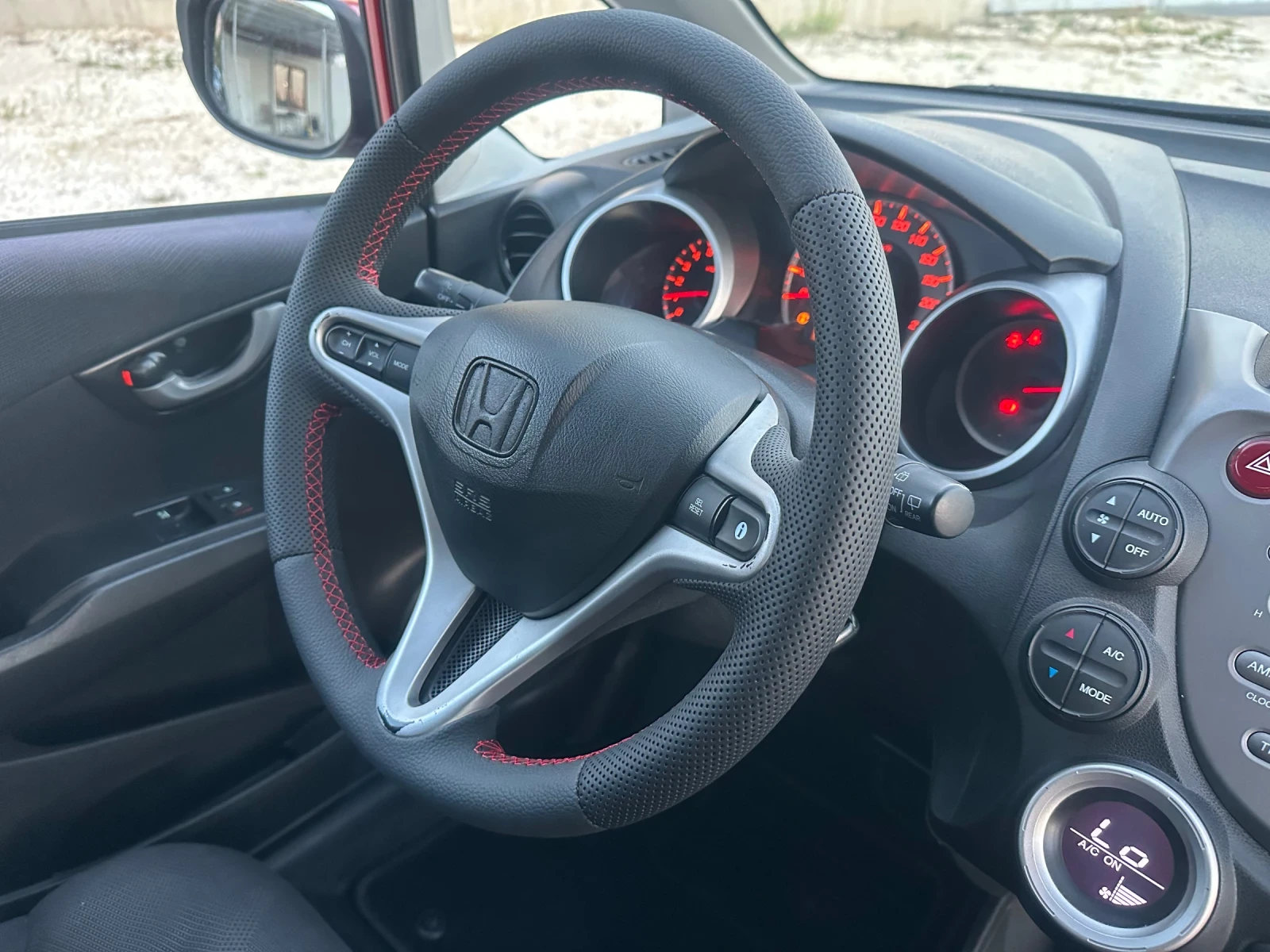 Honda Jazz 1.4-FACELIFT-KLIMATRONIK-RED LINE, снимка 12 - Автомобили и джипове - 56074475