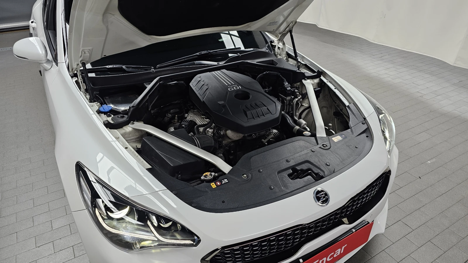 Kia Stinger 2.0 Turbo AWD Platinum autogeorge.com, снимка 9 - Автомобили и джипове - 56080358