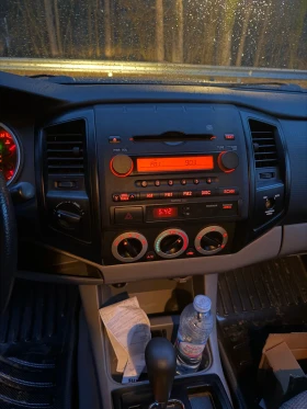 Toyota Tacoma Access Cab, снимка 13