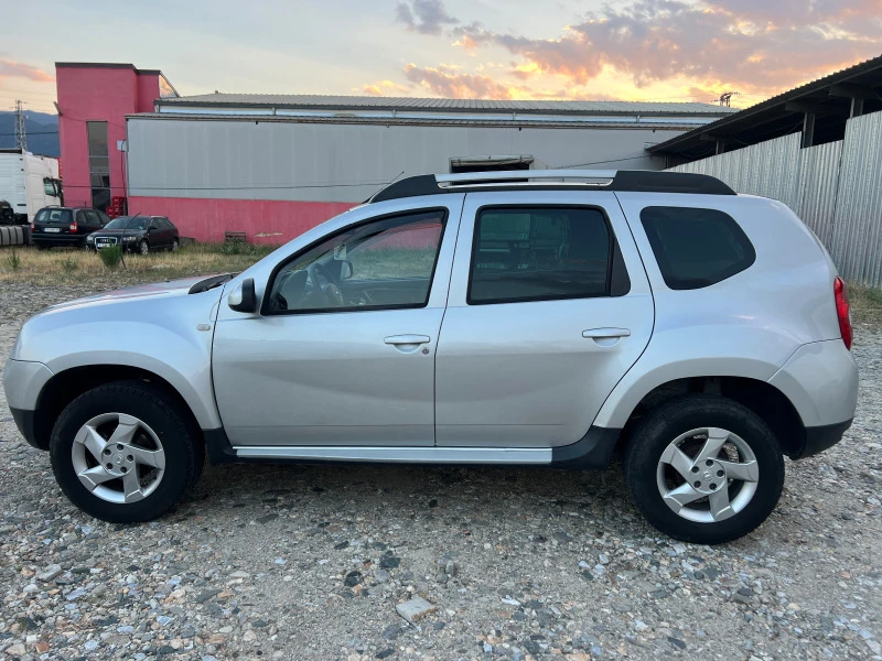 Dacia Duster 1.6 105к.с бензин/газ , снимка 8 - Автомобили и джипове - 46583080