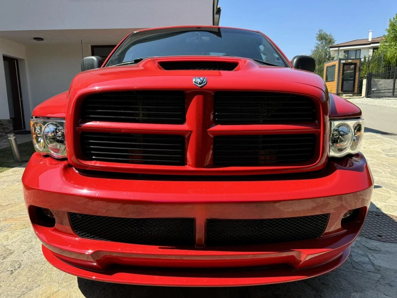 Dodge RAM 1500 SRT 10 Viper Powered 8.3L Quad Cab, снимка 2 - Автомобили и джипове - 47374215