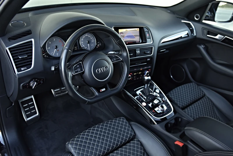 Audi SQ5 3.0TDI COMPETITION PLUS 340h.p B&O RS-SITZE 21RS, снимка 9 - Автомобили и джипове - 49592600