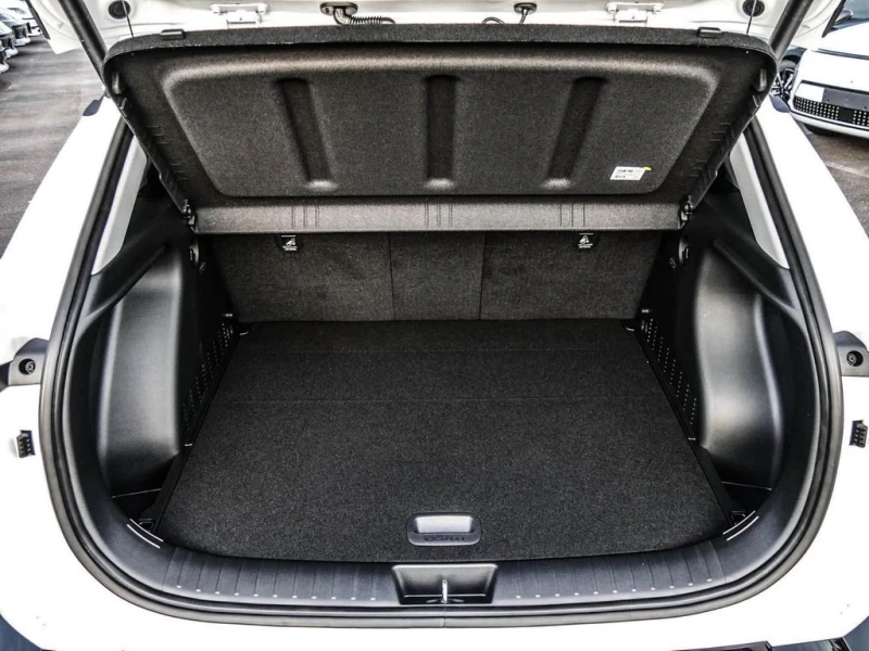 Hyundai Kona 48kWh/156HP/ADVANTAGE/LED/KLESS/NAVI/CAM/502v, снимка 4 - Автомобили и джипове - 50459086