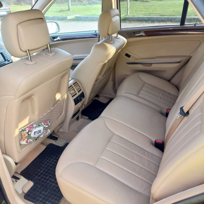 Mercedes-Benz ML 320, снимка 8 - Автомобили и джипове - 52828667