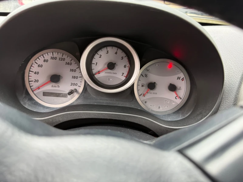 Toyota Rav4 116к.с , снимка 3 - Автомобили и джипове - 53211002