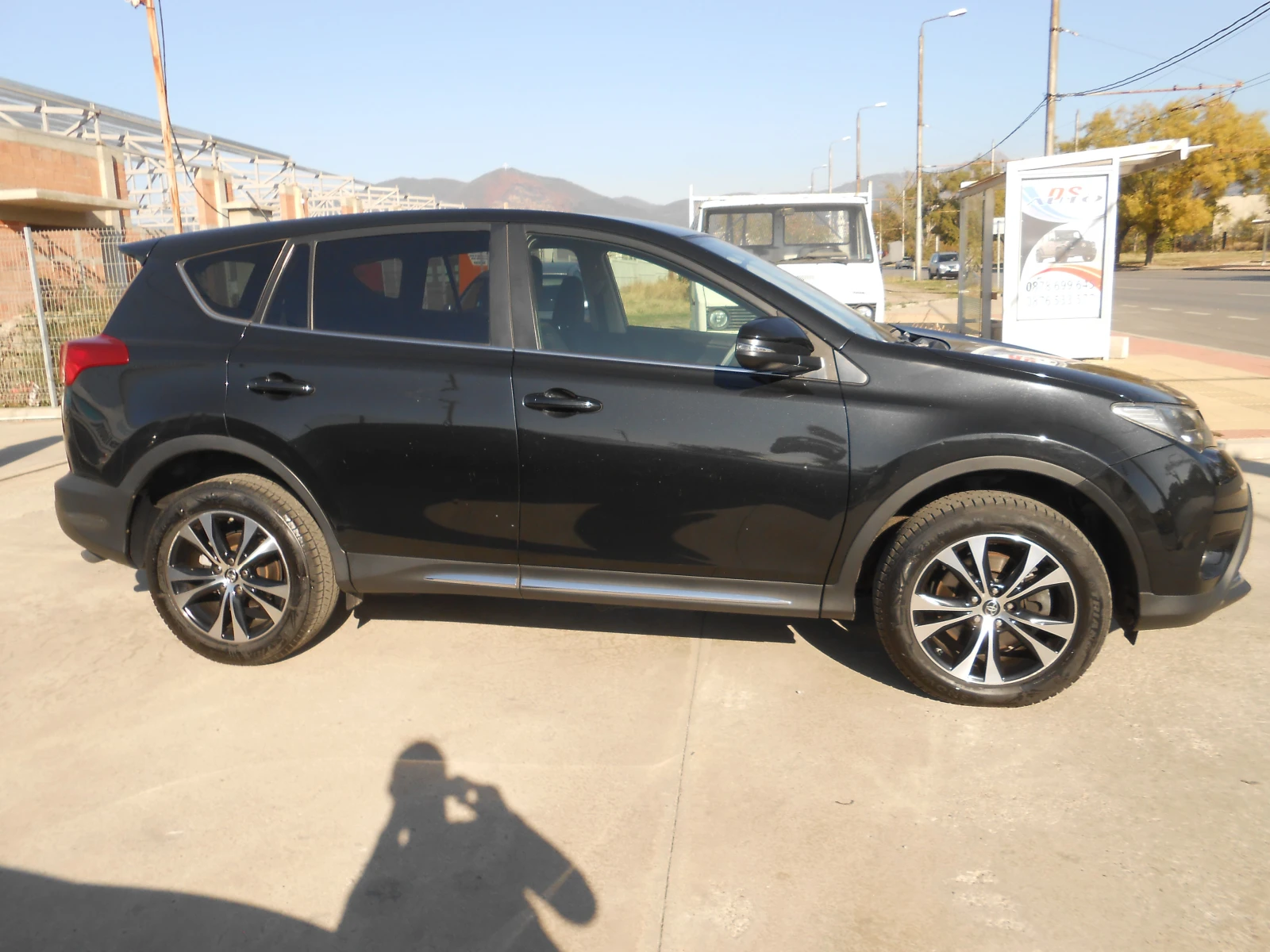 Toyota Rav4 2.0d-Navi-6sk-Kamera-Euro-5B - изображение 4