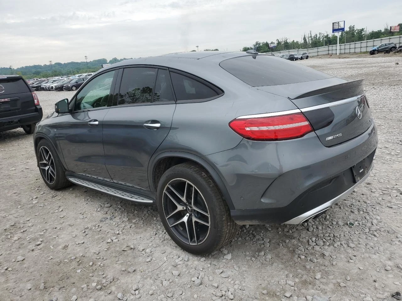 Mercedes-Benz GLE 43 AMG  - изображение 2