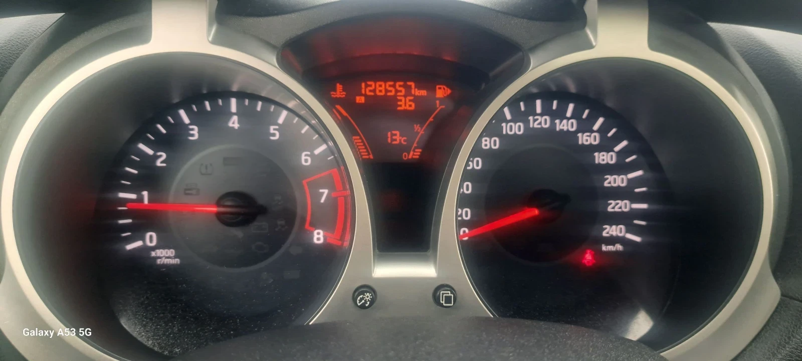 Nissan Juke 1.2Tce, camera, keyless, navi, panorama  | Mobile.bg   15