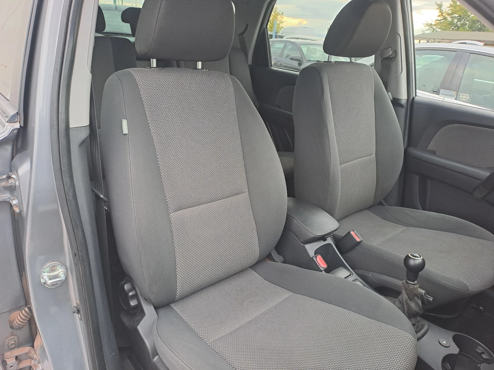 Kia Sportage 2.0i, 4/4, ГАЗ, FACE LIFT | Mobile.bg — изображение 11