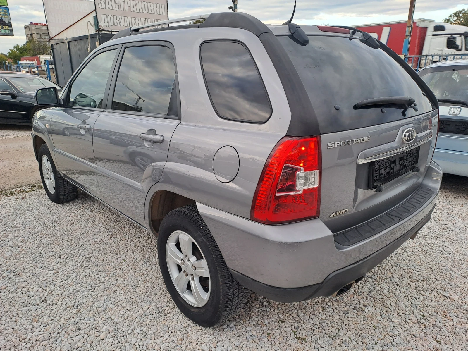 Kia Sportage 2.0i, 4/4, ГАЗ, FACE LIFT - изображение 4