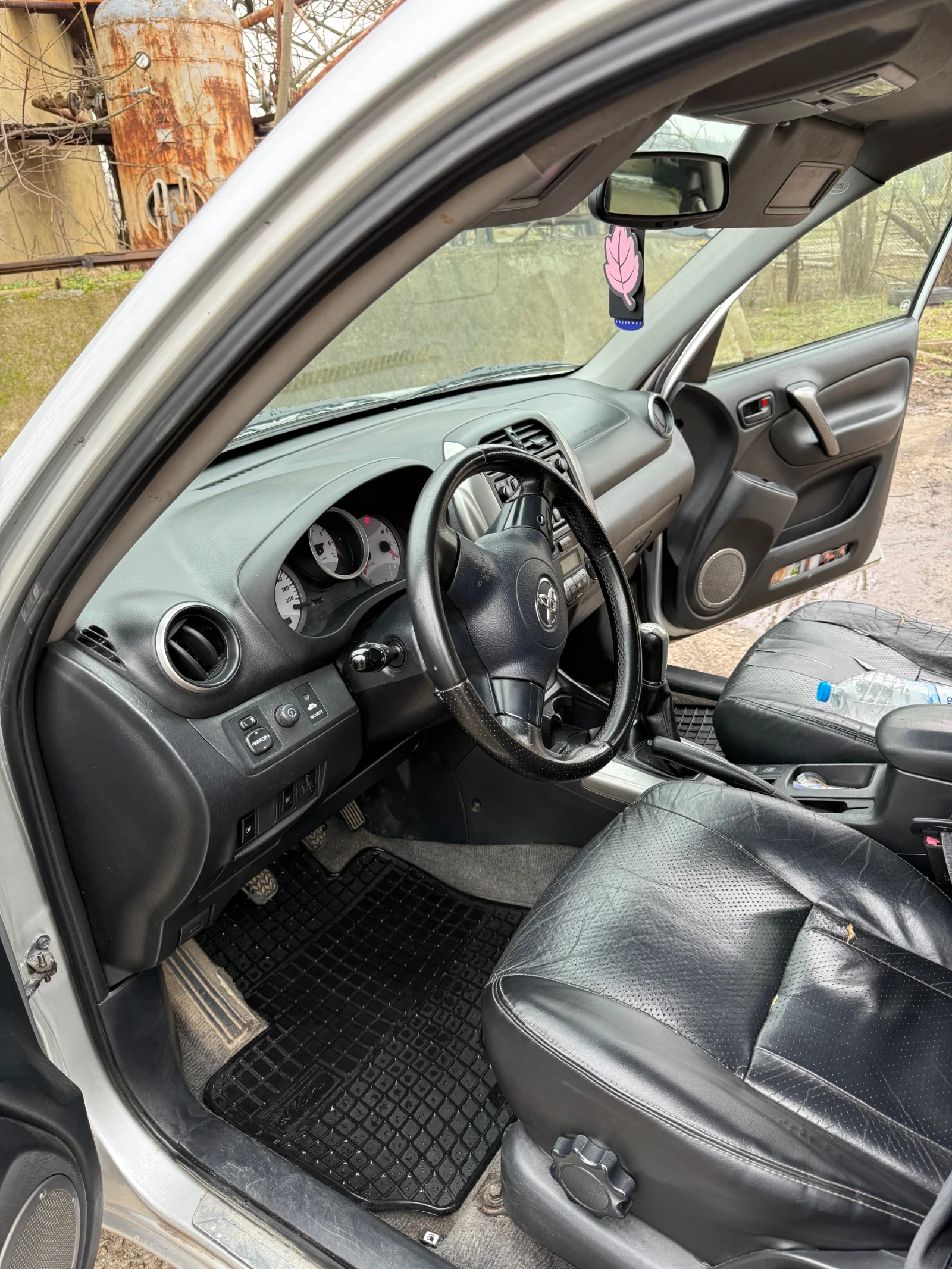 Toyota Rav4 116�.�  | Mobile.bg � ����������� 6