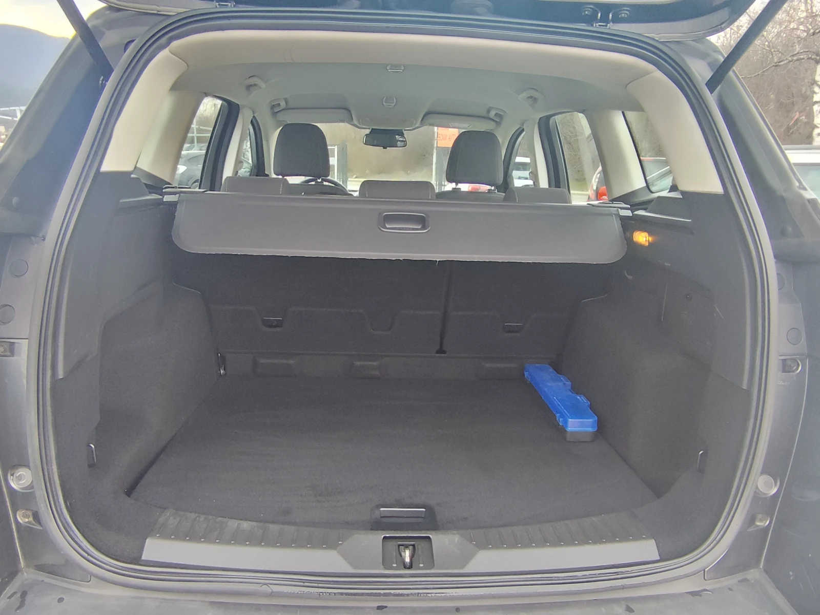 Ford Kuga 2.0TDCi* EURO6B* TITANIUM* KLIMATRONIK* , снимка 13 - Автомобили и джипове - 53926073