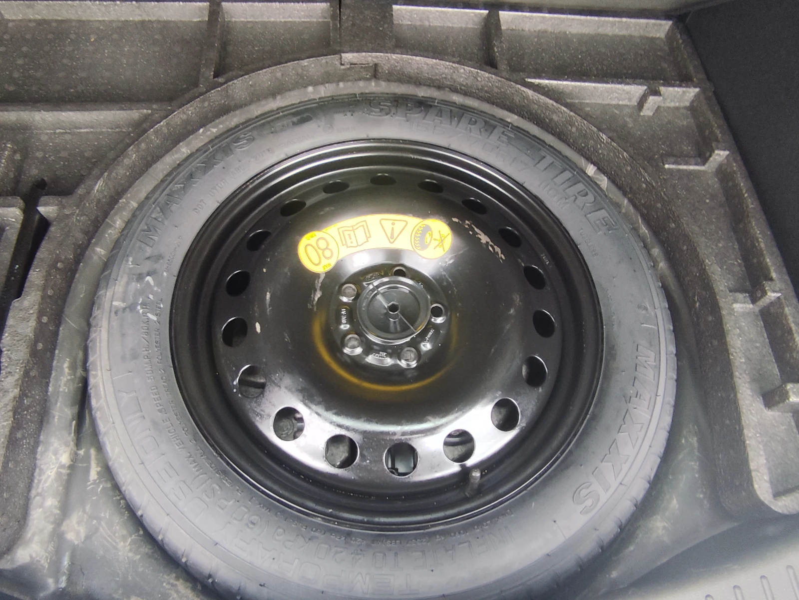 Ford Kuga 2.0TDCi* EURO6B* TITANIUM* KLIMATRONIK* , снимка 14 - Автомобили и джипове - 53926073