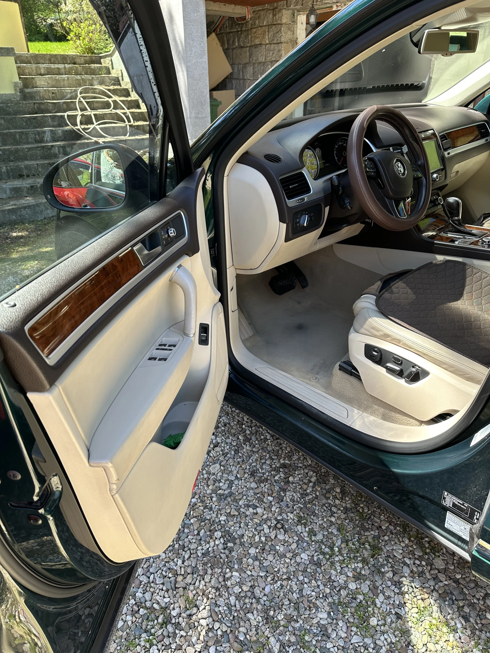 VW Touareg, снимка 13 - Автомобили и джипове - 54340162