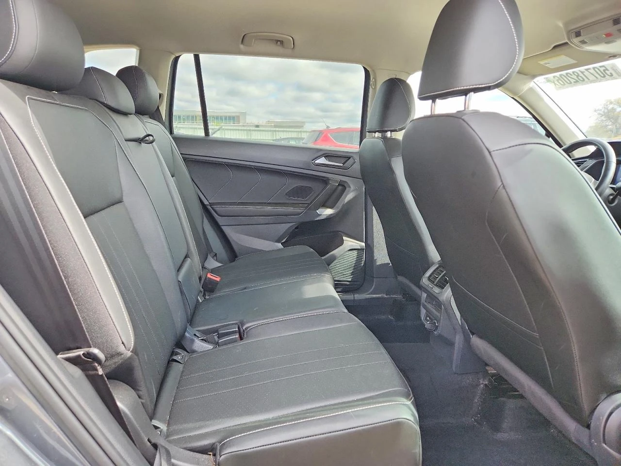 VW Tiguan 2.0* 4Х4* РЕАЛНИ КМ!, снимка 10 - Автомобили и джипове - 54645164