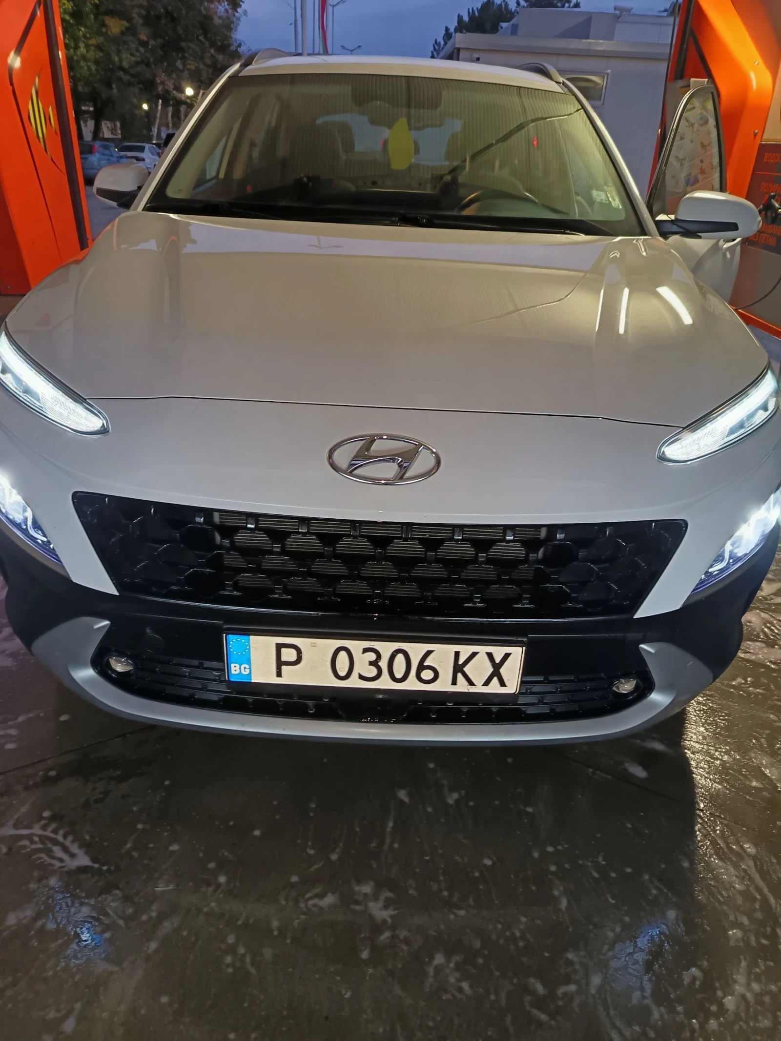 Hyundai Kona, снимка 4 - Автомобили и джипове - 54694753
