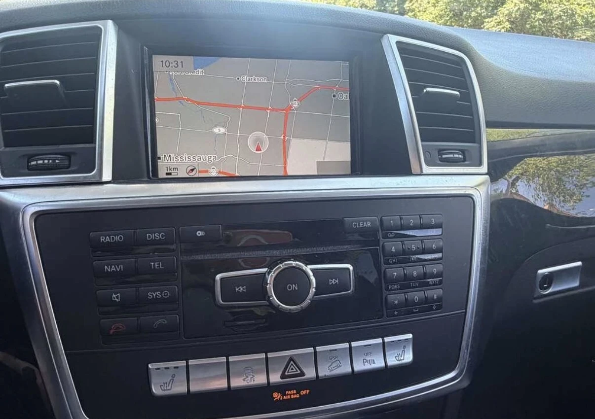 Mercedes-Benz ML 350 D * AMG * ПАНО * НА ПРУЖИНИ * CARFAX * , снимка 11 - Автомобили и джипове - 55077616
