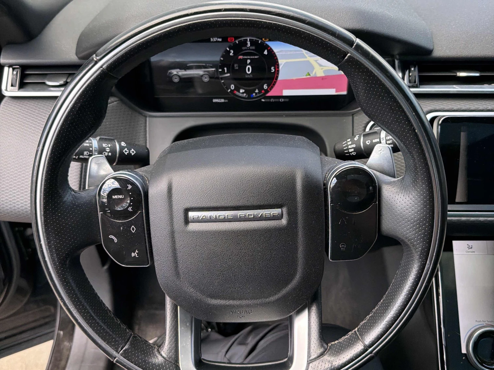 Land Rover Range Rover Velar R-Dynamic SE, АВТОКРЕДИТ, снимка 12 - Автомобили и джипове - 56087505