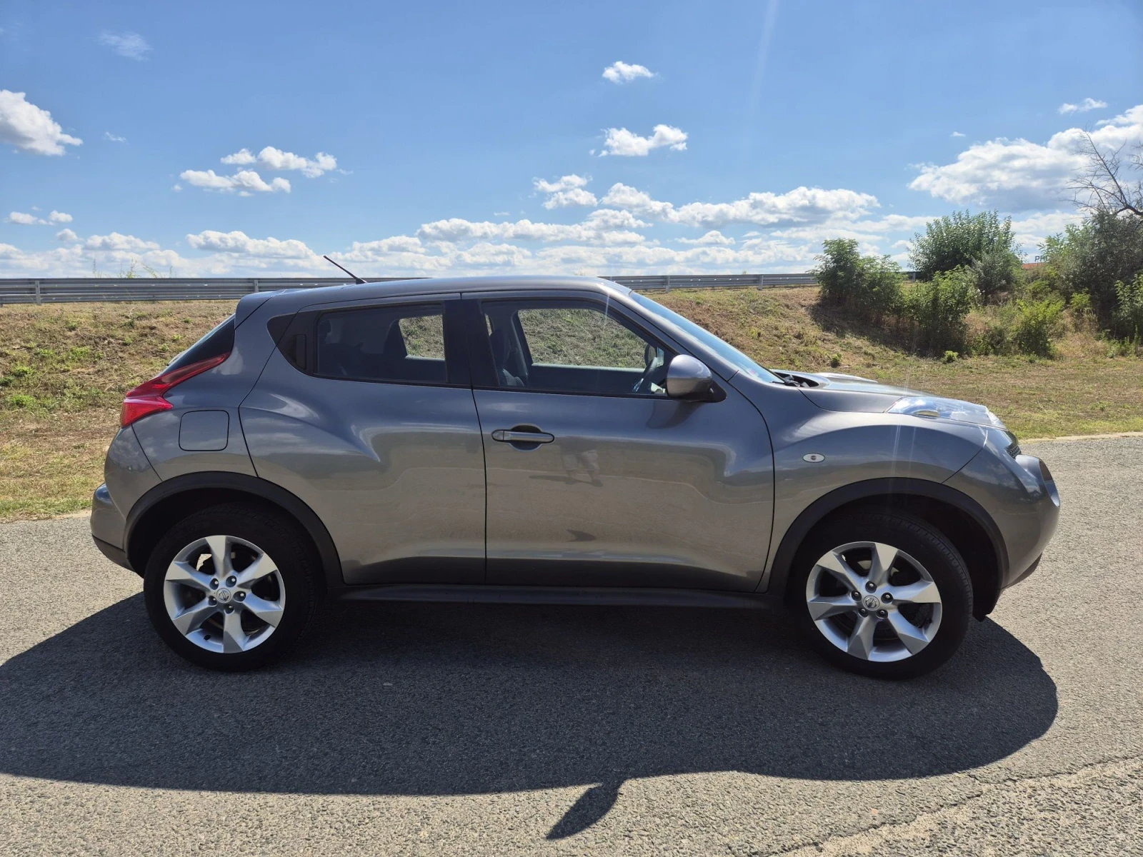 Nissan Juke 1, 6i/6sk/Kamera/Navi, снимка 3 - Автомобили и джипове - 56182206